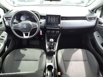 Хэтчбек Renault CLIO: фото 3 Хэтчбек Renault CLIO: фото 3