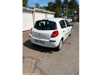Хэтчбек Renault CLIO: фото 5 Хэтчбек Renault CLIO: фото 5