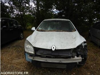 Хэтчбек RENAULT