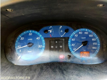 : фото в шапке страницы