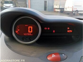Хэтчбек Renault TWINGO 2: фото 5