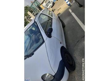 Хэтчбек Renault TWINGO: фото 4