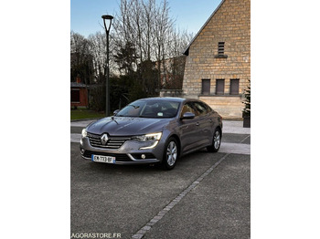 Легковой автомобиль RENAULT