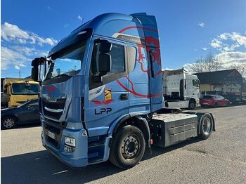 Тягач IVECO