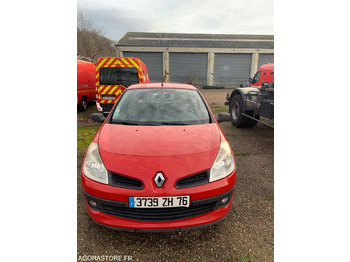 Легковой автомобиль RENAULT