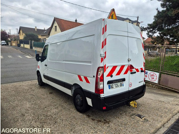 Цельнометаллический фургон RENAULT Master 2.3