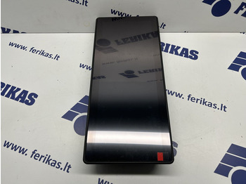 : фото в шапке страницы