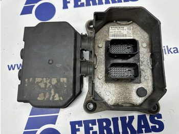 : фото в шапке страницы