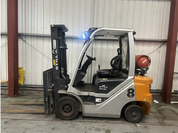 : фото в шапке страницы