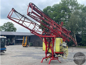 Прицепной опрыскиватель RAU