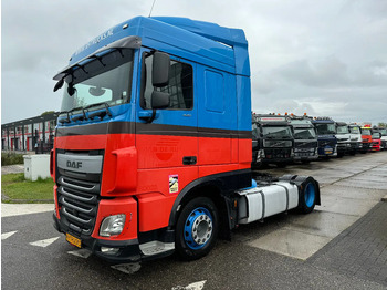Тягач DAF XF 440