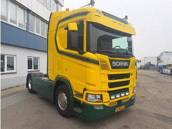 Тягач SCANIA R 450