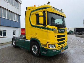 Тягач SCANIA R 450