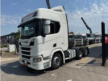 Тягач SCANIA R 580
