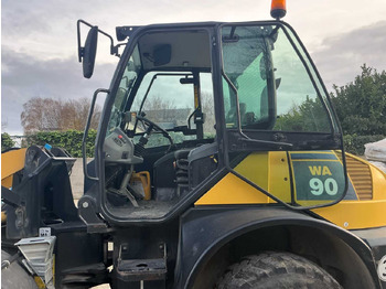 Колёсный погрузчик KOMATSU