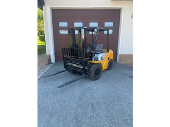 Вилочный погрузчик