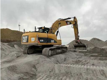 Гусеничный экскаватор Komatsu 323D: фото 4