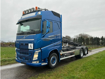 Грузовик VOLVO FH 460