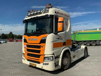 Грузовик SCANIA R 450