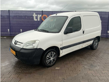 Лёгкий коммерческий автомобиль PEUGEOT Partner