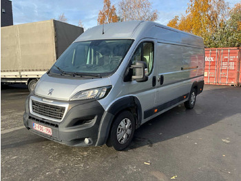 Лёгкий коммерческий автомобиль PEUGEOT Boxer