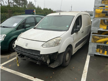 Лёгкий коммерческий автомобиль PEUGEOT Partner