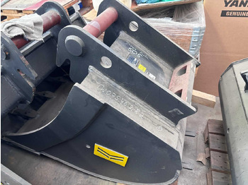 Колёсный погрузчик YANMAR