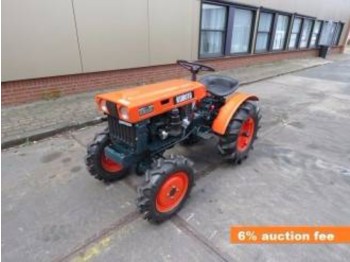 Минитрактор Kubota B6000: фото 1