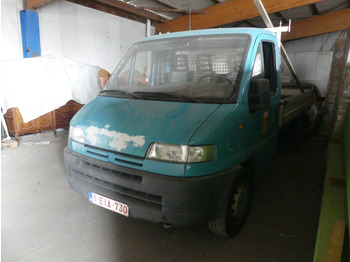 Легковой автомобиль PEUGEOT