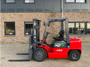 Дизельный погрузчик JAC