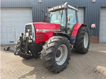 Трактор MASSEY FERGUSON
