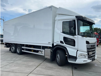 Грузовик с закрытым кузовом DAF XD 340