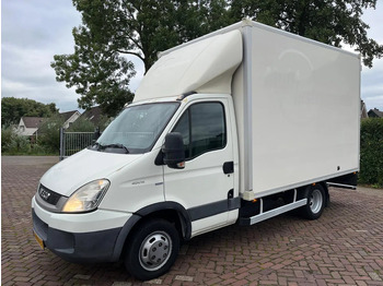 Малотоннажный фургон IVECO Daily