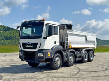 Самосвал MAN TGS 35.420