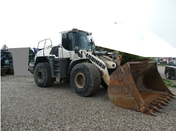 Колёсный погрузчик LIEBHERR L 576
