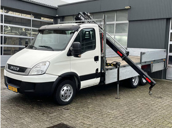 Малотоннажный бортовой грузовик IVECO Daily