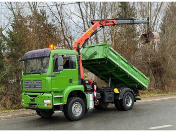 : фото в шапке страницы