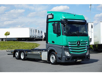 Грузовик-контейнеровоз/ Сменный кузов MERCEDES-BENZ Actros 2548
