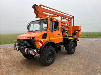 Грузовик UNIMOG