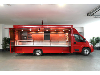 Торговый грузовик