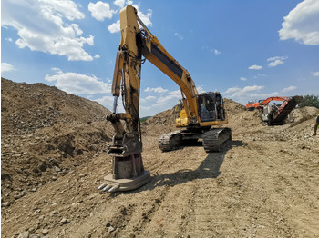 Гусеничный экскаватор KOMATSU PC290LC-10