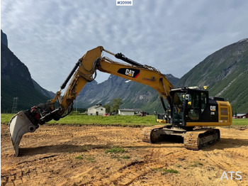 : фото в шапке страницы