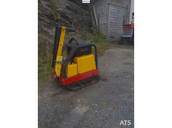 Виброплита DYNAPAC