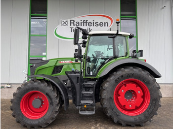 Трактор FENDT 724 Vario