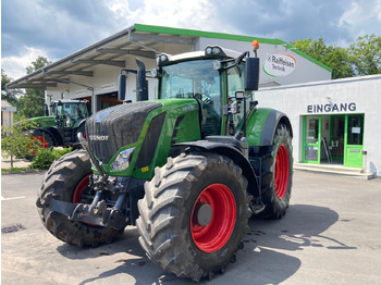 Трактор FENDT 826 Vario