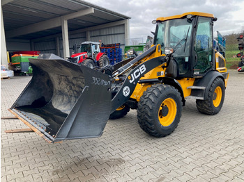 Погрузчик JCB 409