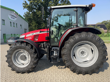 Трактор MASSEY FERGUSON 5712