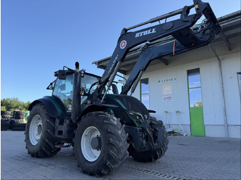 Трактор VALTRA T194