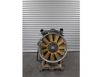 : фото в шапке страницы