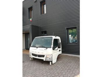 Кабина и интерьер MITSUBISHI